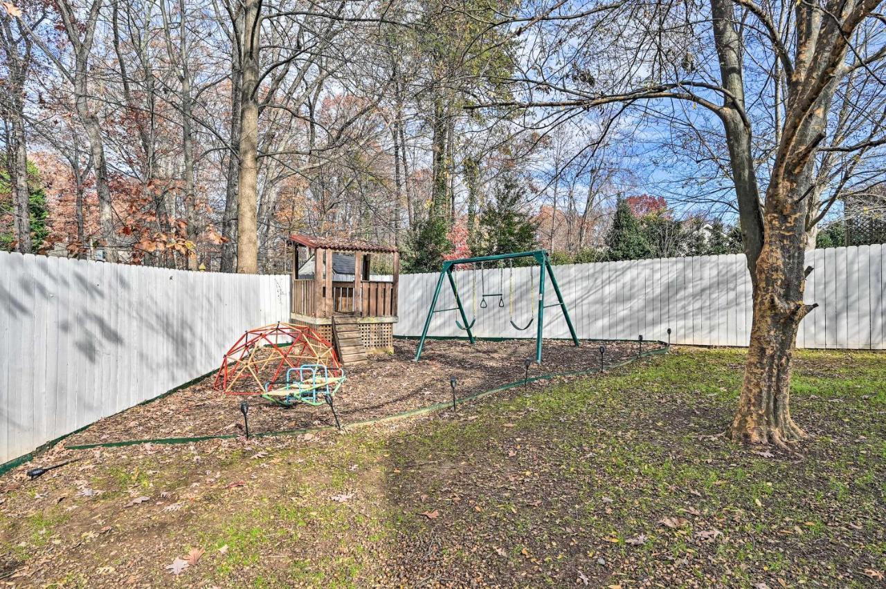 Tranquil Greensboro Home With Fire Pit! Dış mekan fotoğraf
